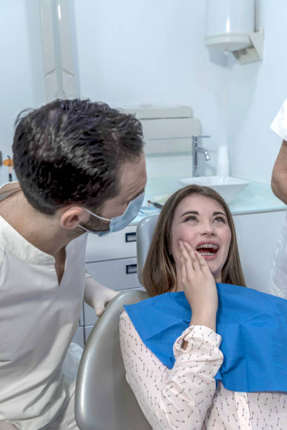 Best Emergency Dentist for Knocked-Out Tooth in Hudson, FL